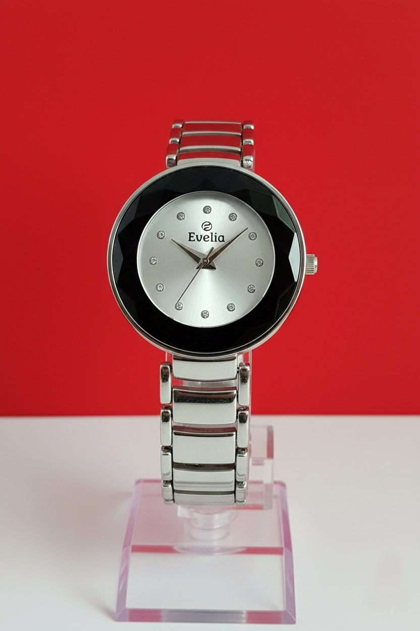 Evelia Elegant Women's Analog Watch - Premium Chain Edition
