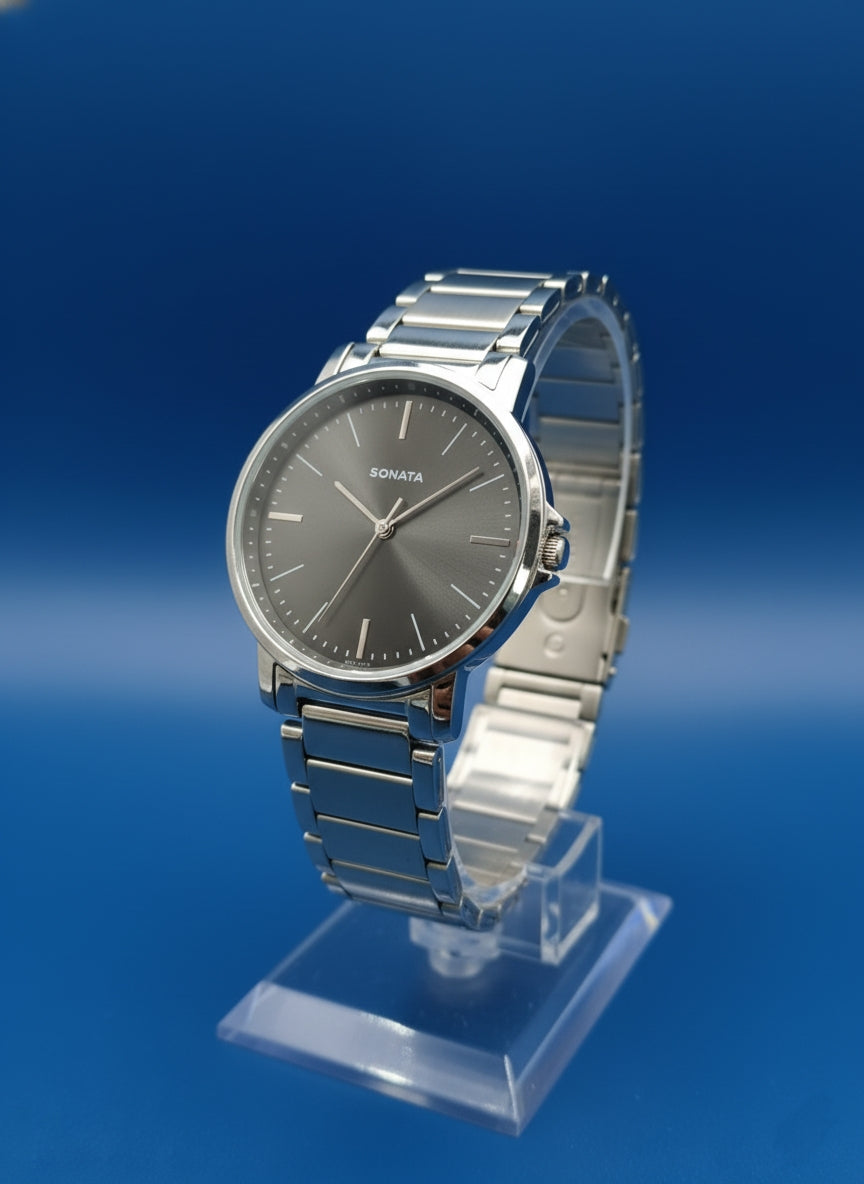 Sonata Radiant Analog Watch - Bold, Bright & Reliable.