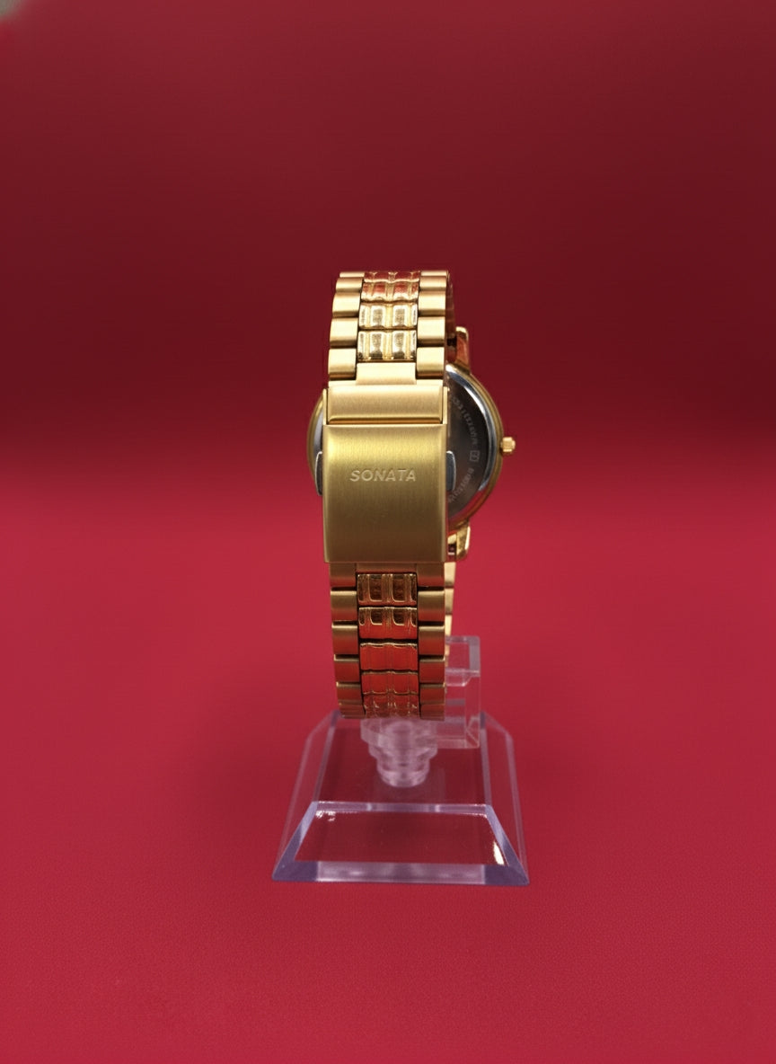 Sonata Golden Aura - Shine with Every Moment.