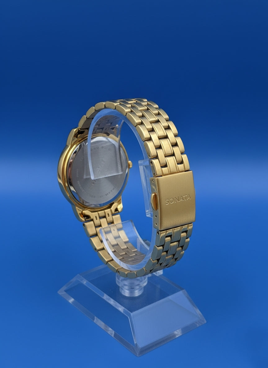 Sonata Classic Gold Round Watch - A Statement of Timeless Style.