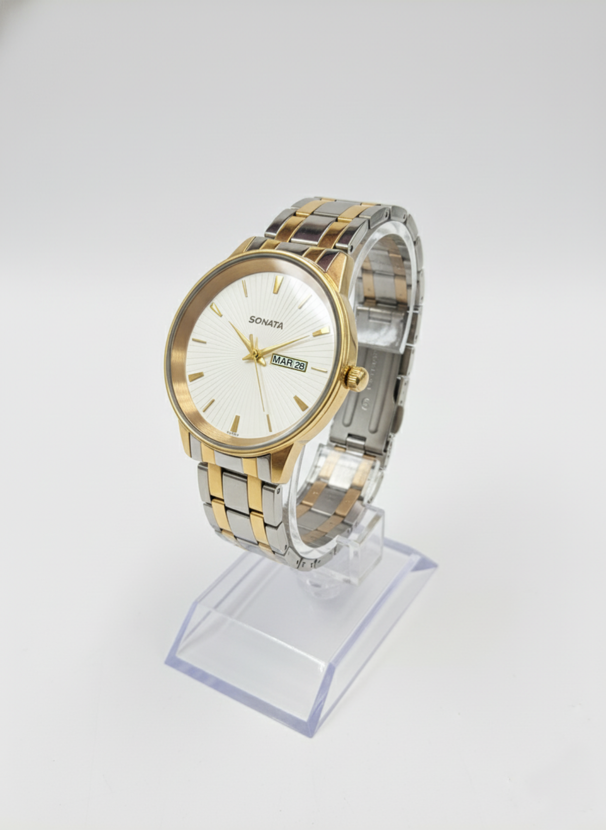 Sonata Golden Men's Analog Watch - Royal Look, Classic Elegance