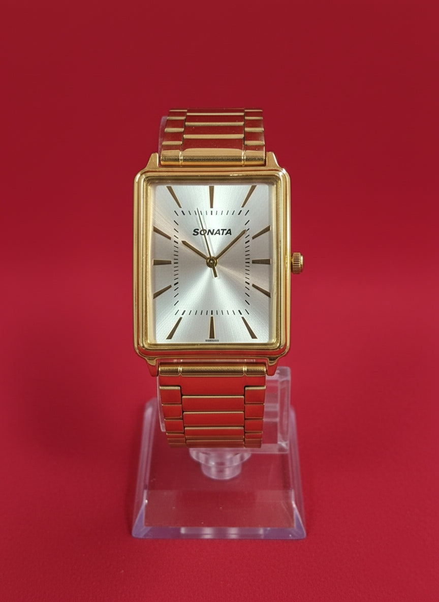 Sonata Quad Golden Watch - Bold Design, Timeless Brilliance.
