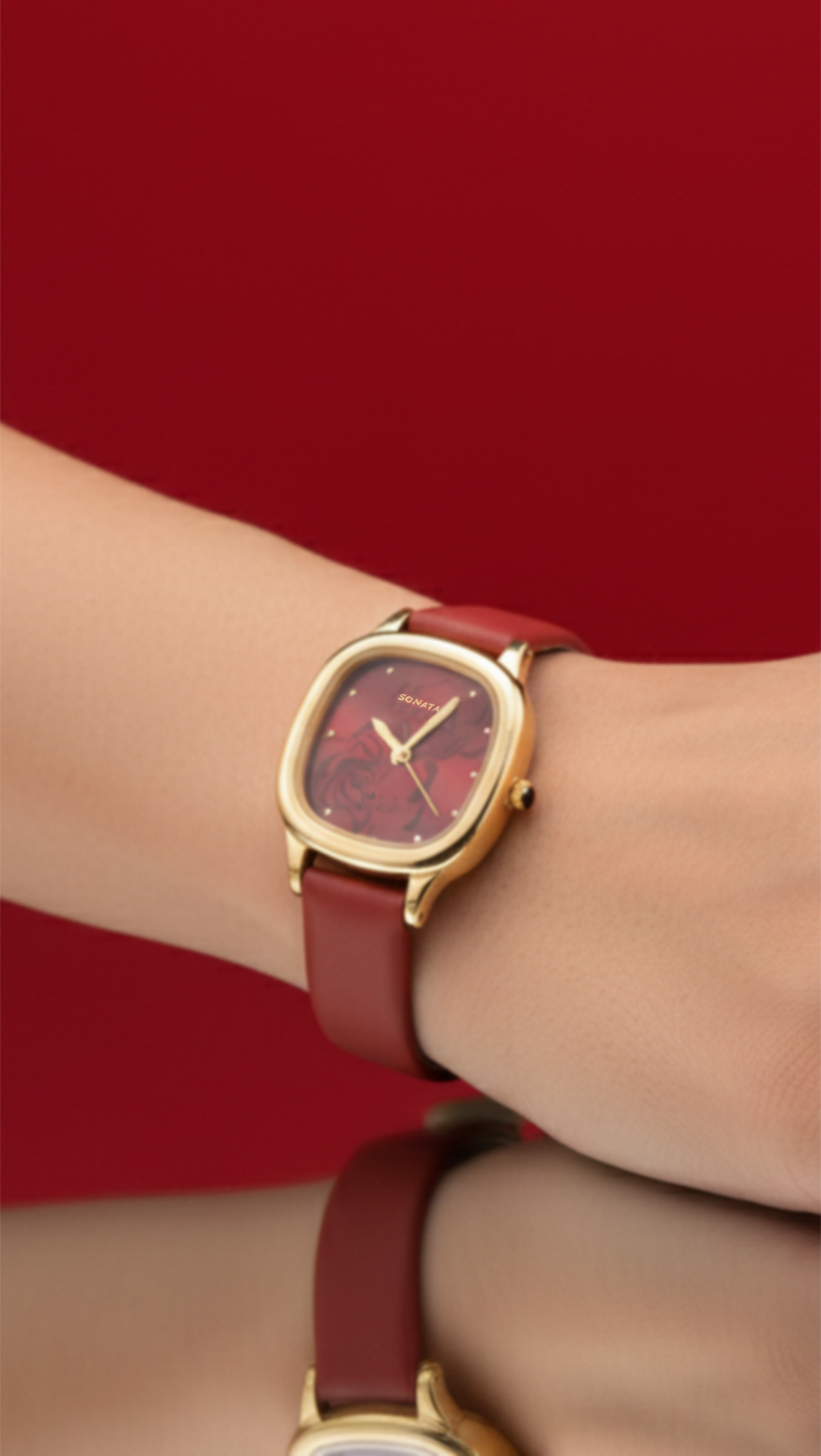 Sonata Red Rose Elegance Women's Analog Watch